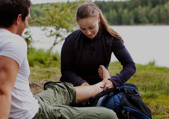 First Aid Safety Tips: How to Stay Prepared thumbnail